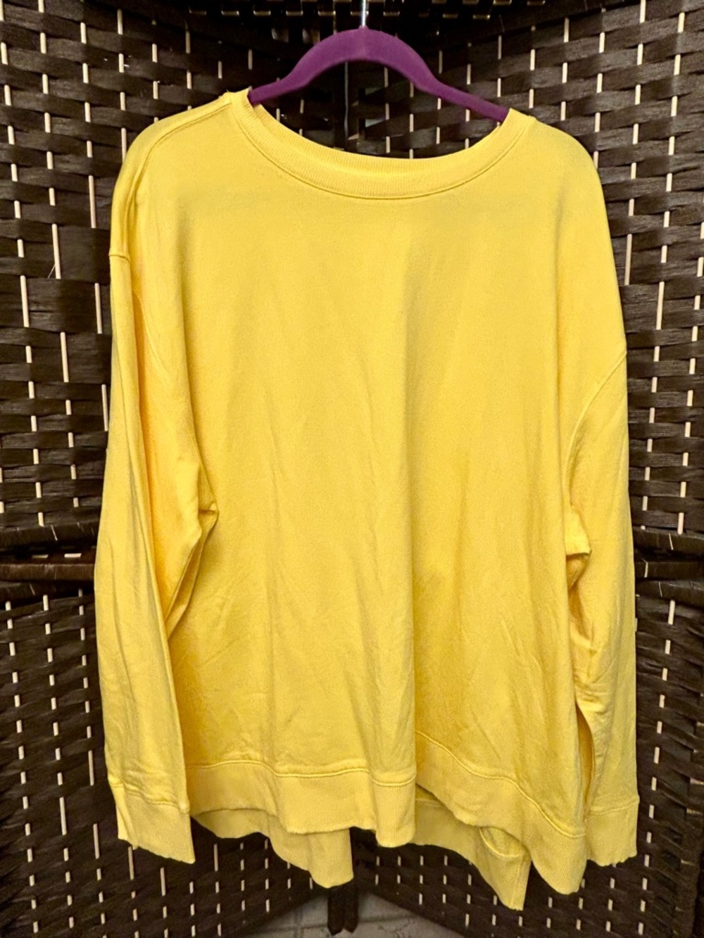 zuda Yellow Crewneck Sweatshirt - Women's Casual Pullover